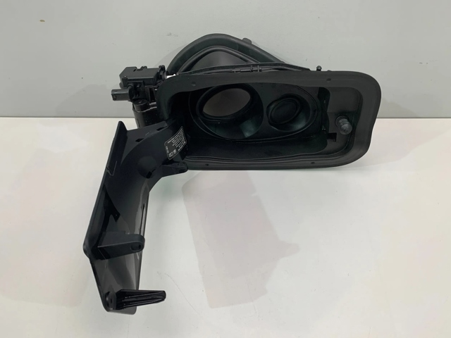 Лючок (дверцята) бензобака 7286043 BMW