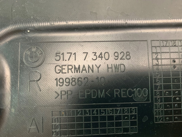 Підкрилок переднього крила, правий задній 7340928 BMW