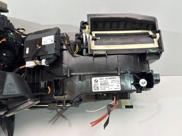 Корпус печі в зборі 7944536 BMW