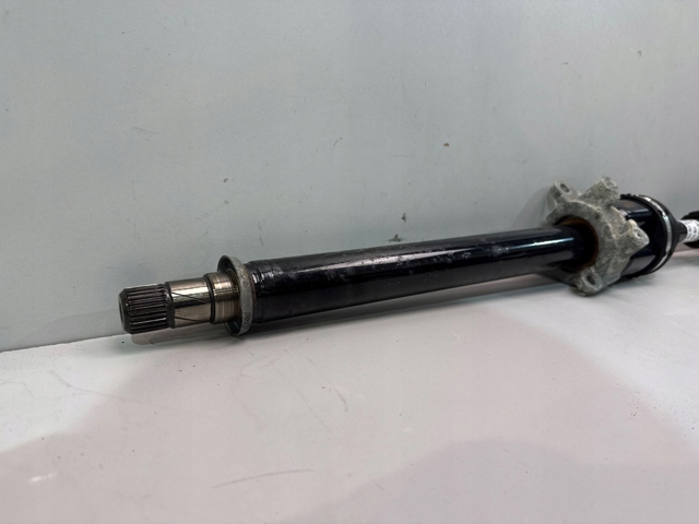 Привід передній правий 8681530 BMW