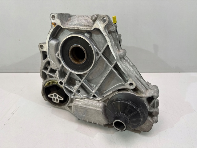 Коробка роздавальна в зборі 9469019 BMW