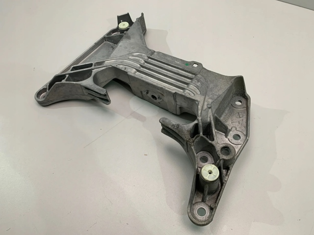 Балка кріплення коробки передач 9485330 BMW
