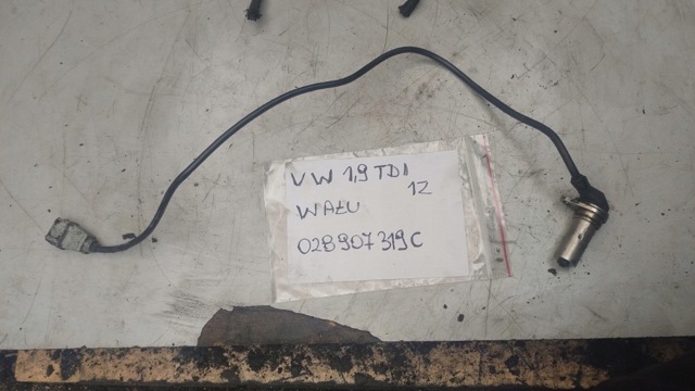 Датчик положення (оборотів) коленвалу 028907319C VAG