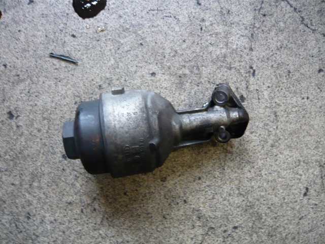 Корпус масляного фільтра 03D115403D VAG
