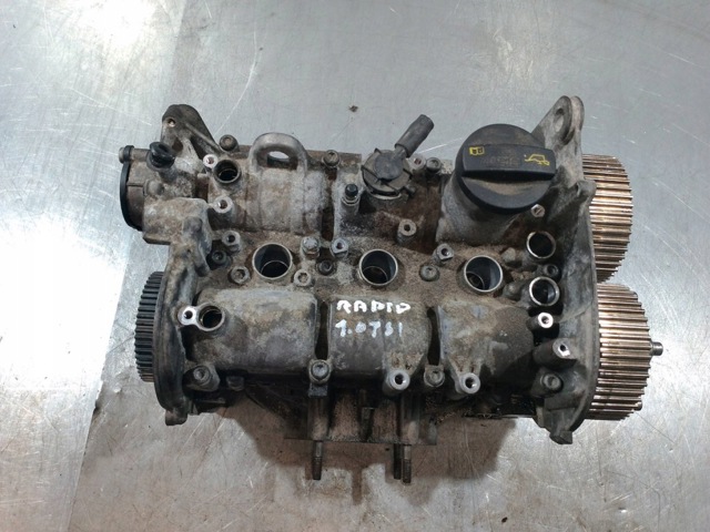 Головка блоку циліндрів 04C103063AC VAG