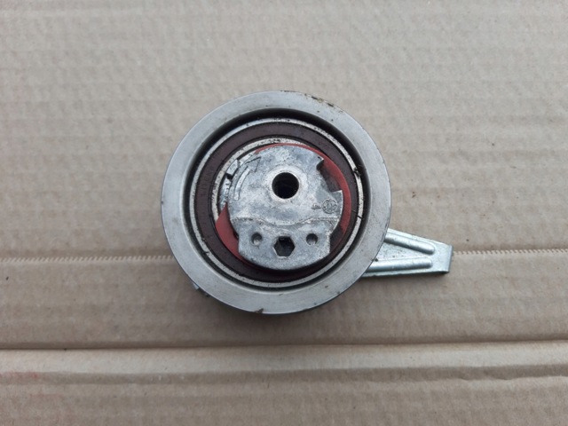 Натягувач ременя ГРМ 04L109243D VAG