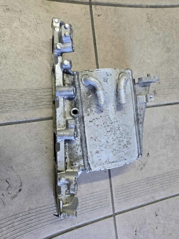 Колектор впускний 04L129711M VAG