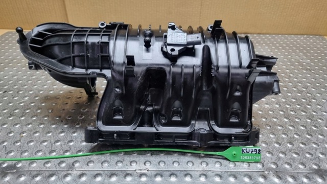 Колектор впускний 05C129709F VAG
