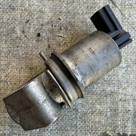 Клапан рециркуляції відпрацьованих газів EGR 06A131501G VAG