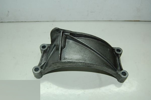 Кріплення генератора 06E903143D VAG