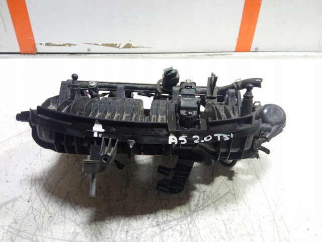 Колектор впускний 06L133201 VAG
