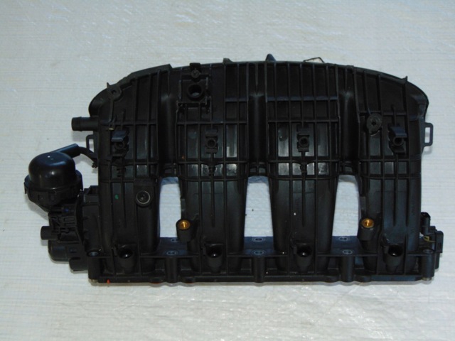 Колектор впускний 06L133201DM VAG