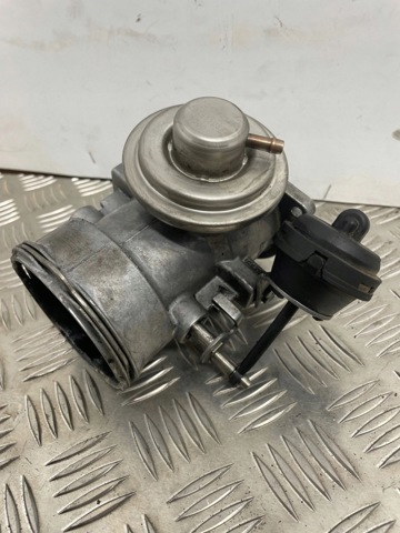 Клапан EGR рециркуляції газів 070128070E VAG