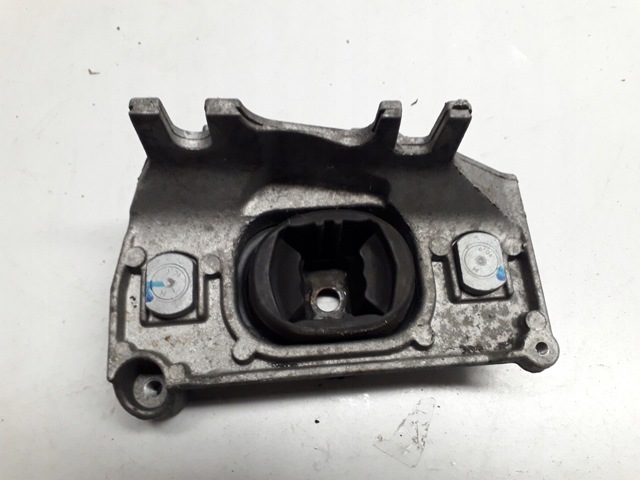 Кронштейн подушки (опори) двигуна, лівої 112228880R RENAULT