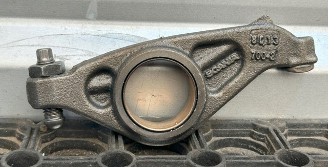 Коромисло клапана, рокер 1438755 SCANIA
