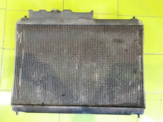 Радіатор двигуна 253103J000 HYUNDAI