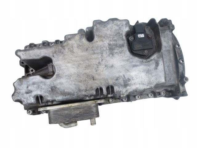 Радіатор масляний 31201909 VOLVO
