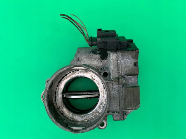 Дросільна заслінка в зборі 3G128063C VAG