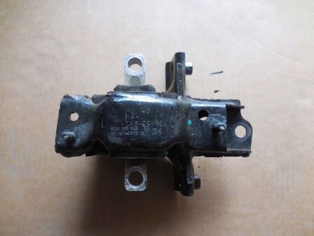 Подушка (опора) двигуна, ліва 6R0199555C VAG