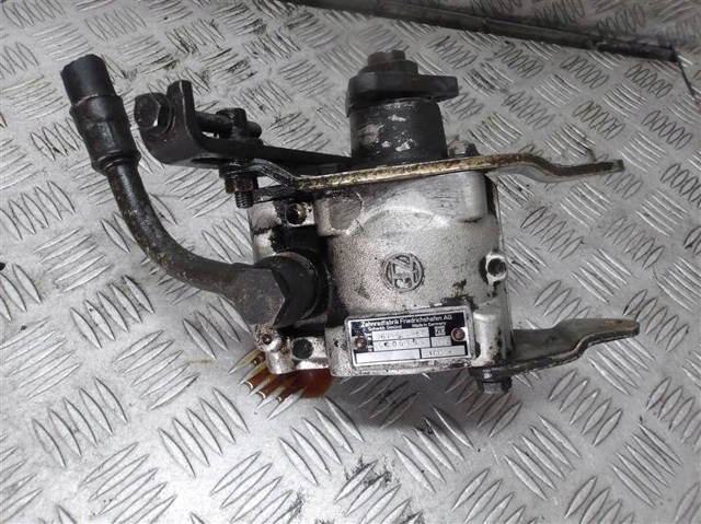 Насос гідропідсилювача керма 7671955166 ZF PARTS
