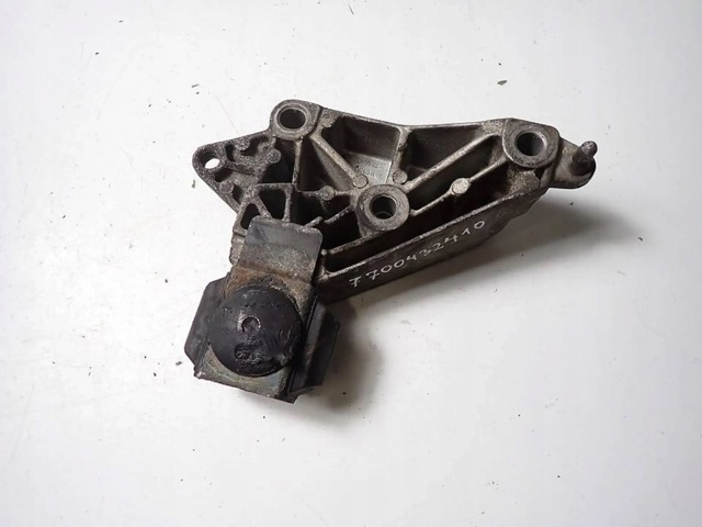 Кронштейн подушки (опори) двигуна, правої 7700432410 RENAULT