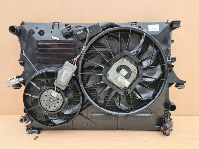 Радіатор гідропідсилювача 7L6422885D VAG