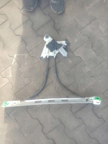 Склопідйомник передньої правої двері 807200009R RENAULT