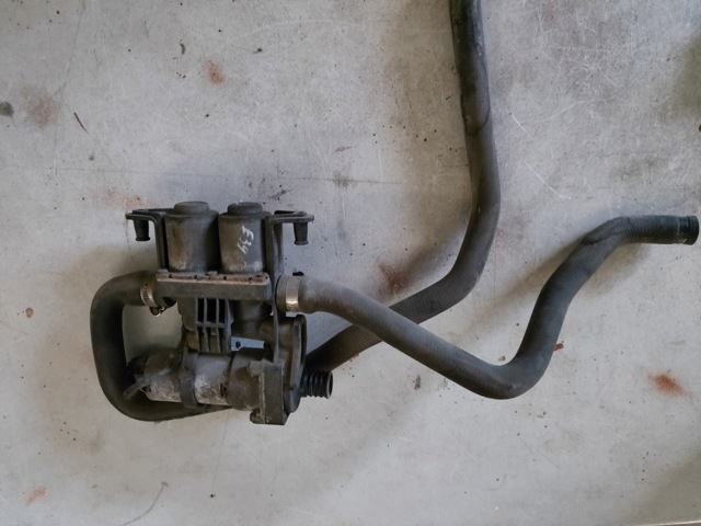 Кран обігрівача 8372004 BMW