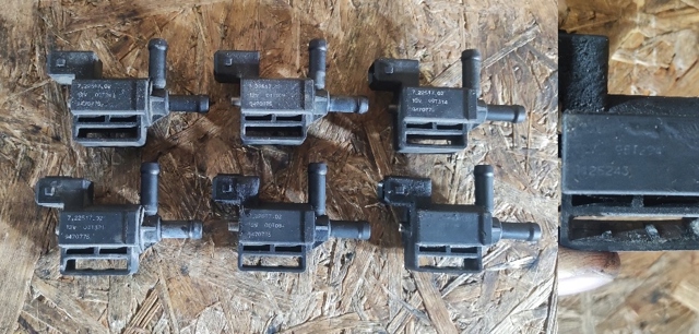 Клапан вентиляції газів паливного бака 9125243 VOLVO