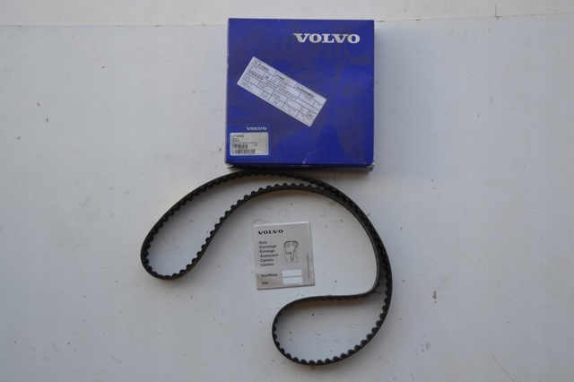 Ремінь двигуна 9464100 VOLVO