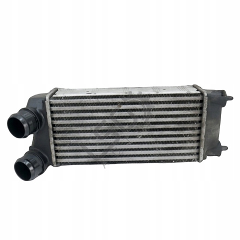 Радіатор интеркуллера 9800291280 PEUGEOT