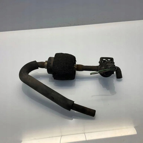 Клапан абсорбера паливних парів A0004703693 MERCEDES