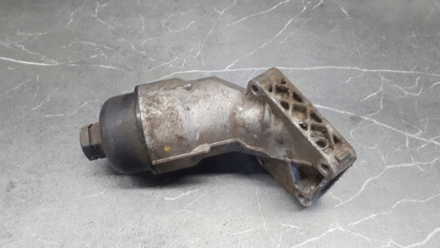Корпус масляного фільтра A1661800710 MERCEDES