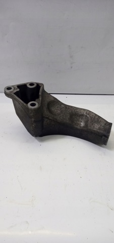 Кріплення коробки передач A1692410301 MERCEDES