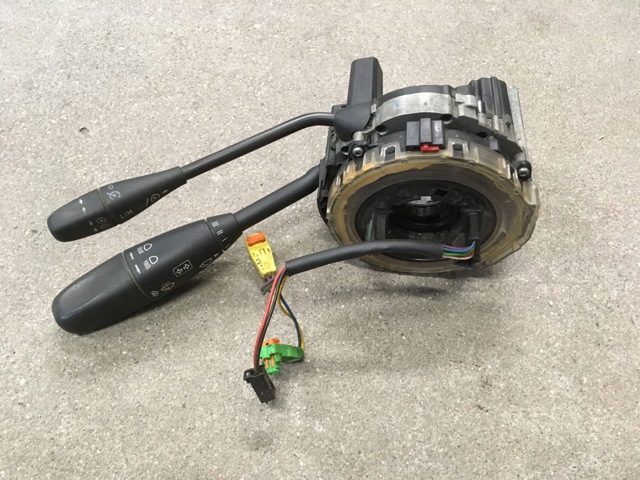 Датчик кута повороту кермового колеса A1715450932 MERCEDES