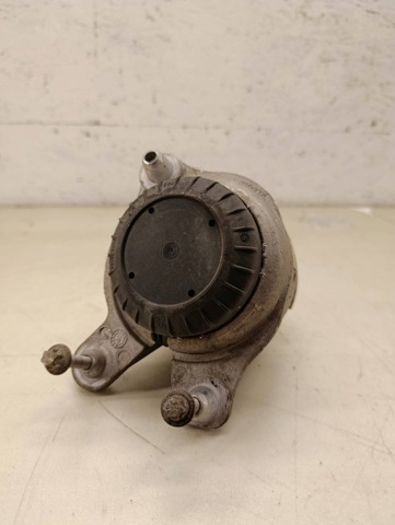 Ліва подушка двигуна A2132402400 MERCEDES