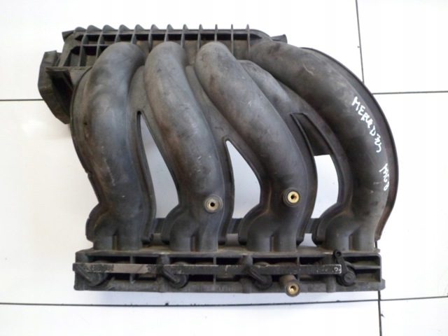 Колектор впускний A6110902337 MERCEDES