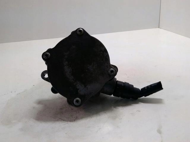 Насос вакуумний A6462300365 MERCEDES