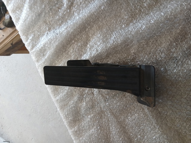 Педаль акселератора 6853175 BMW