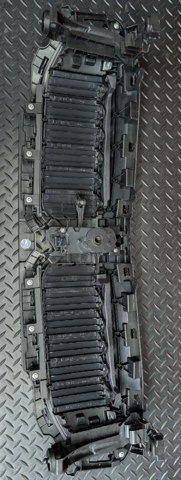 Жалюзі радіатора 51745A2DB49 BMW