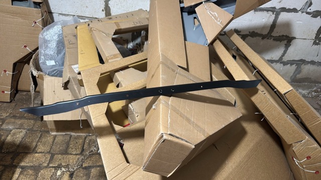 Рамка радіатора верхня 51647421707 КИТАЙ