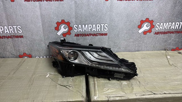 Фара основна права 8111006G30 TOYOTA