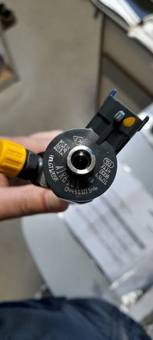 Форсунка паливна 0445110546 BOSCH