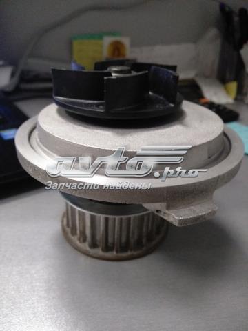 Насос охолодження 1987949733 BOSCH