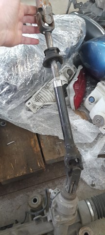 Вал рульової колонки, нижній 4522033352 TOYOTA