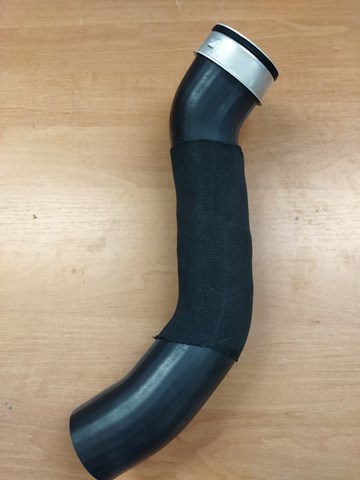 Трубка, що нагнітається ліва 11614737106 BMW