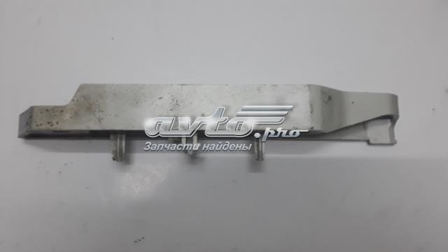 Напрямна переднього бампера, права 1521605 FORD
