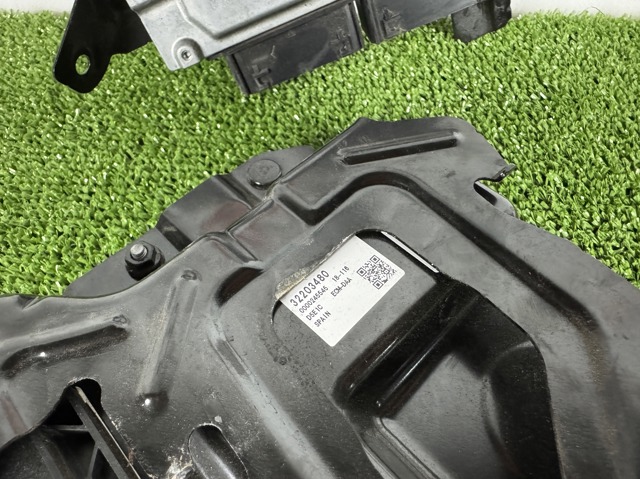 Комп'ютер двигуна 32203480 VOLVO