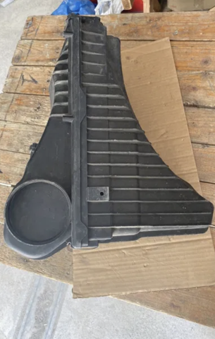 Корпус повітряного фільтра, лівий 7L0128607 PORSCHE