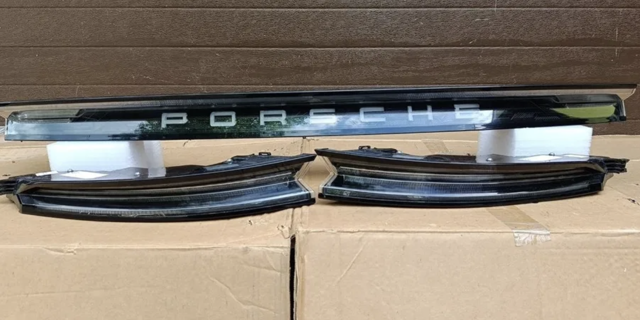 9J1945081N Porsche